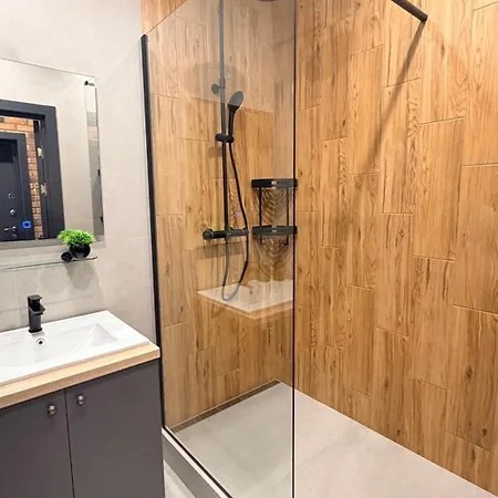 жк атмосфера 1-к в стилі лофт з новим ремонтом Fainorent Apartment *