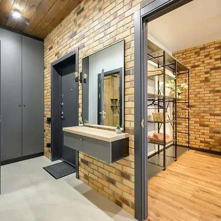 Apartment жк атмосфера 1-к в стилі лофт з новим ремонтом Fainorent