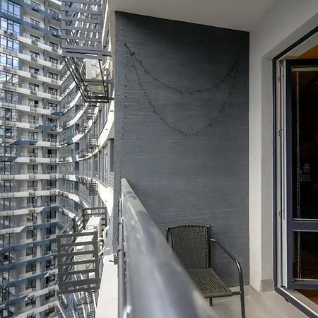 Apartment жк атмосфера 1-к в стилі лофт з новим ремонтом Fainorent